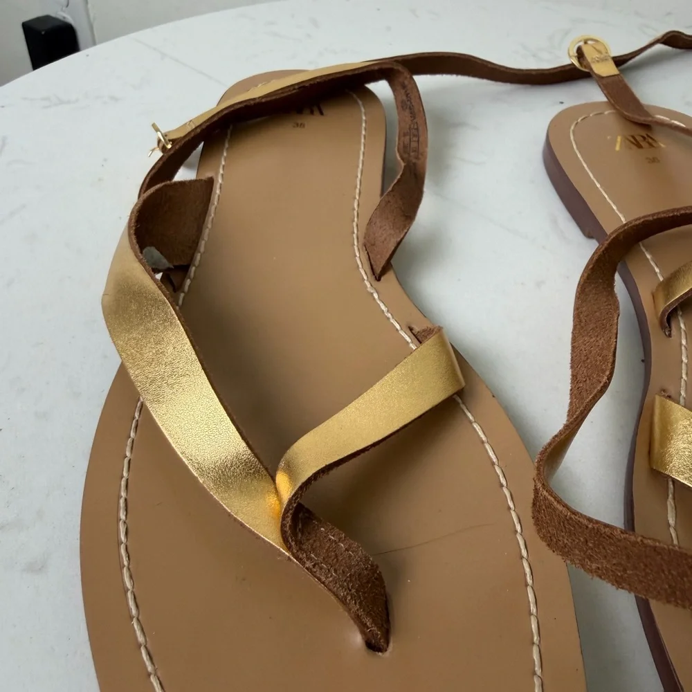Zara Women's Gold Metallic Flat Sandals - Picture 2 of 5